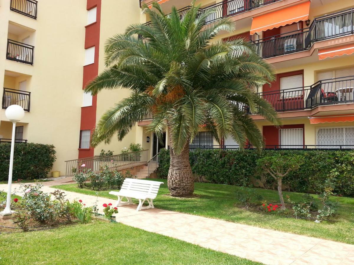 Magnificos Apartamentos Ondina En La Primera Linea De La Playa De Gandía Exterior foto